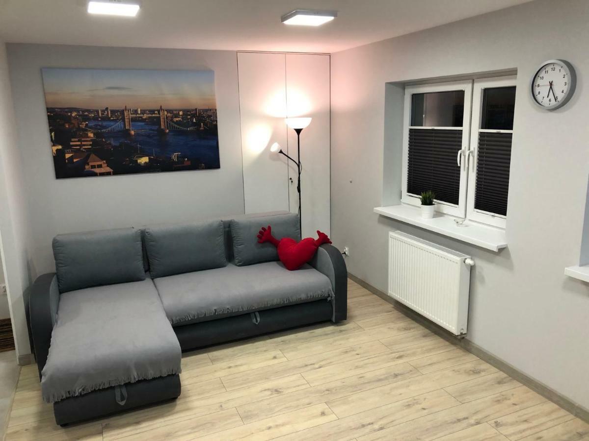 Klimatyzowany Apartament Londyn Appartement Kielce Buitenkant foto